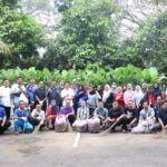 Diskominfosantik Bekasi Gaungkan Jumat Bersih, Wujudkan Lingkungan Kerja Sehat dan Nyaman