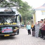 Plt Bupati Asep Surya Atmaja Lepas Kloter Perdana Jamaah Haji Kabupaten Bekasi