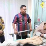 11 Korban Kecelakaan Kereta Masih Dirawat, Plt Bupati Besuk Langsung di RSUD Kota Bekasi