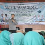 Diskominfosantik Ajak Pelajar SMP Plus El-Wafa Jadikan Teknologi Informasi sebagai Penunjang Belajar