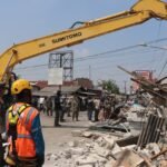 Normalisasi Irigasi, Pemkab Bekasi Tertibkan 257 Bangli di Bantaran SS Balong Tua